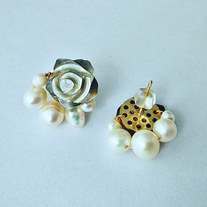 シェルローズ＆パールイヤリング