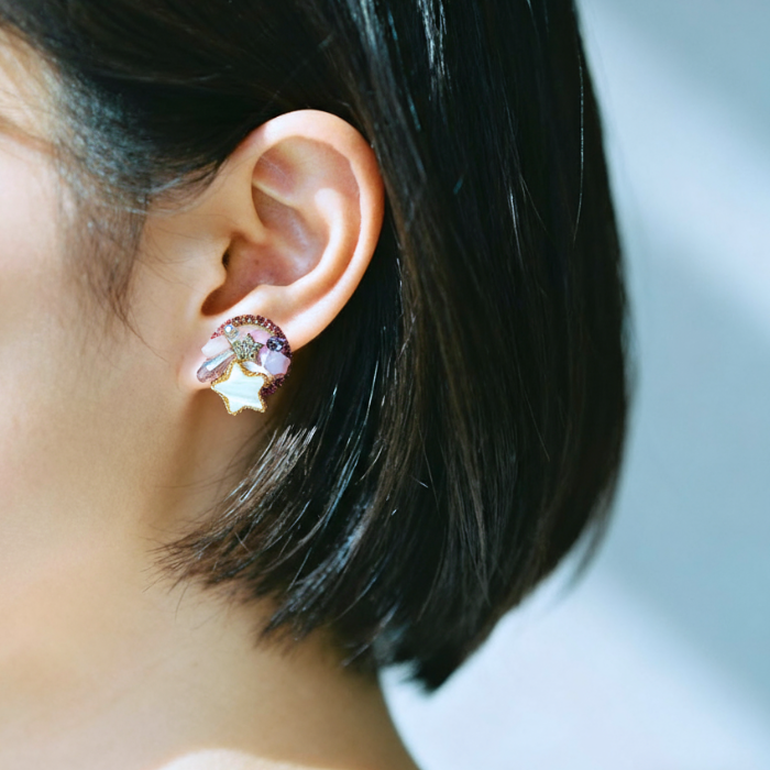 スターシャイン・シェルビジューイヤリング