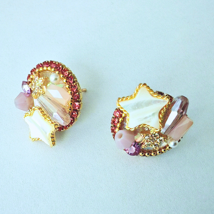 スターシャイン・シェルビジューイヤリング